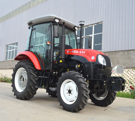 SQ70系列轮式拖拉机