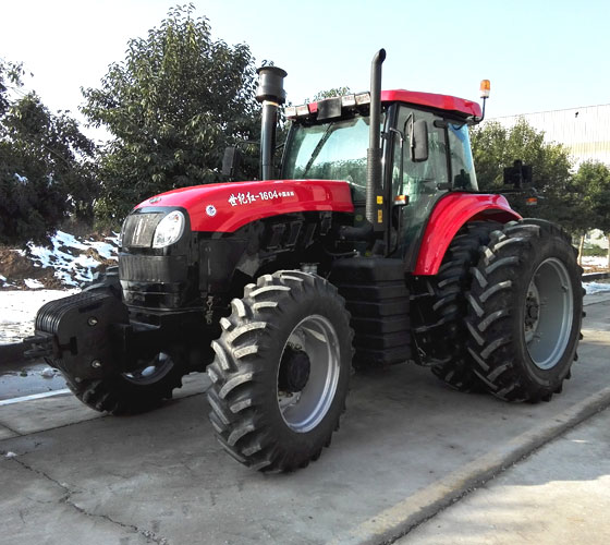 SU 120系列轮式拖拉机